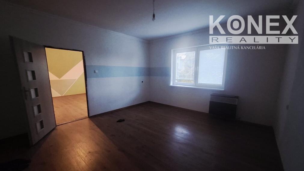 ID-3443 NA PREDAJ Rodinný dom v obci MALÝ HOREŠ