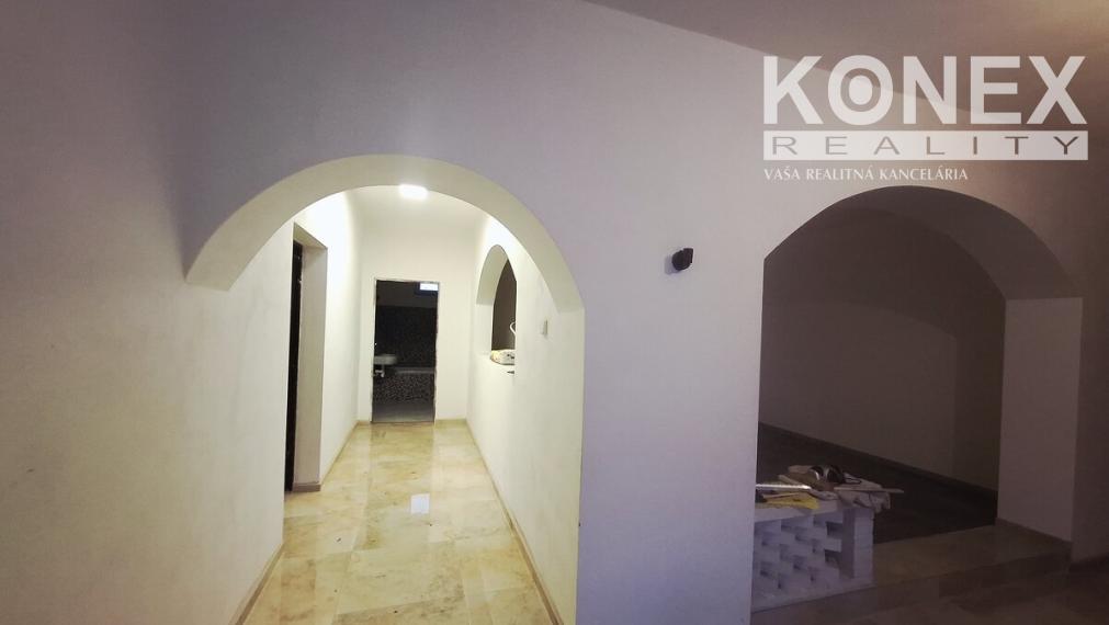 ID-3443 NA PREDAJ Rodinný dom v obci MALÝ HOREŠ