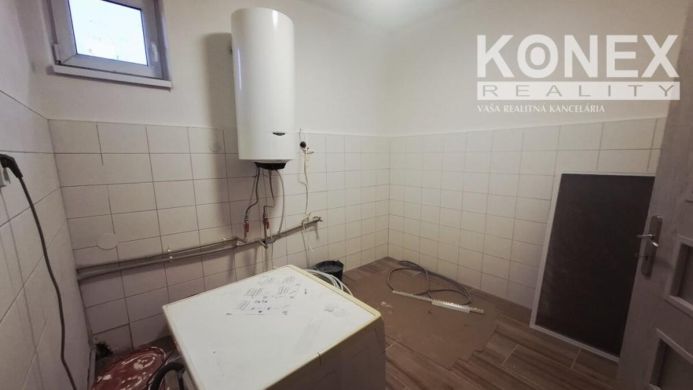 ID-3443 NA PREDAJ Rodinný dom v obci MALÝ HOREŠ