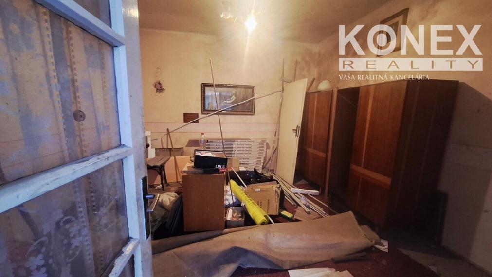 ID-3443 NA PREDAJ Rodinný dom v obci MALÝ HOREŠ