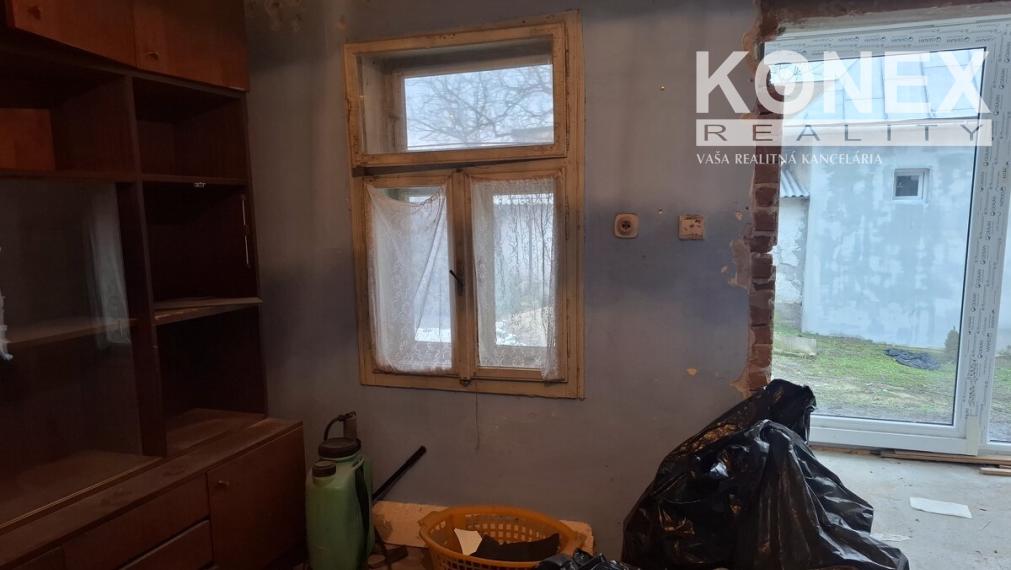 ID-3443 NA PREDAJ Rodinný dom v obci MALÝ HOREŠ