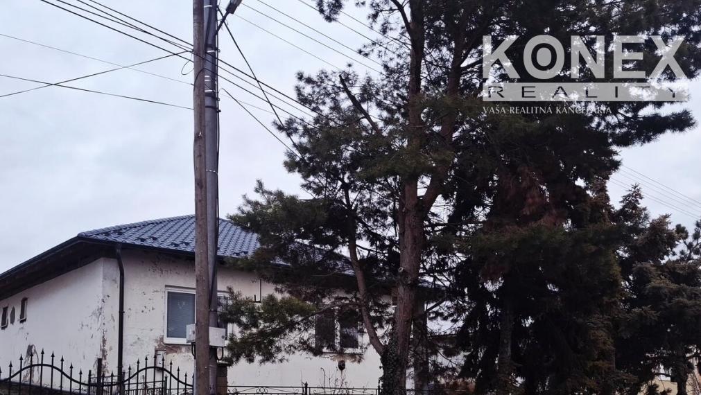 ID-3443 NA PREDAJ Rodinný dom v obci MALÝ HOREŠ