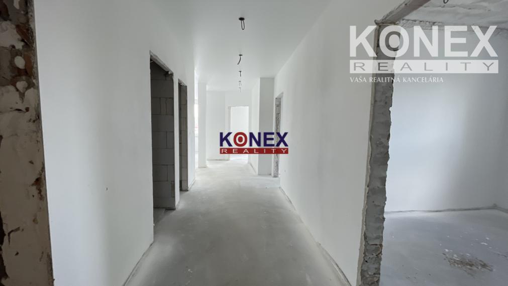 ID-3462 PRENÁJOM 4-izbový apartmánový byt – Štefánikova ul. Michalovce