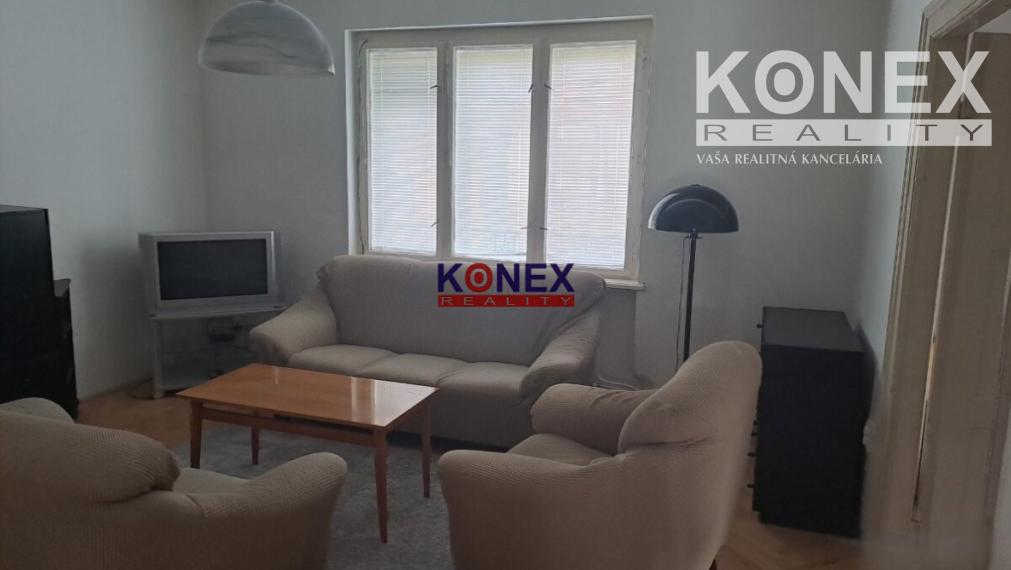 ID-3484 SUPER PONUKA – RODINNÝ DOM Sobrance – Hollého ul.