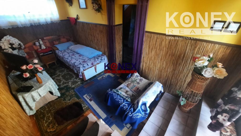 Rodinný dom v obci NIŽNÝ HRUŠOV – NA PREDAJ