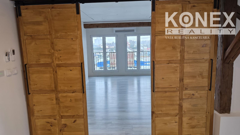 NA PREDAJ – 4-izbový podkrovný byt – Trebišov, Cukrovárska ul.