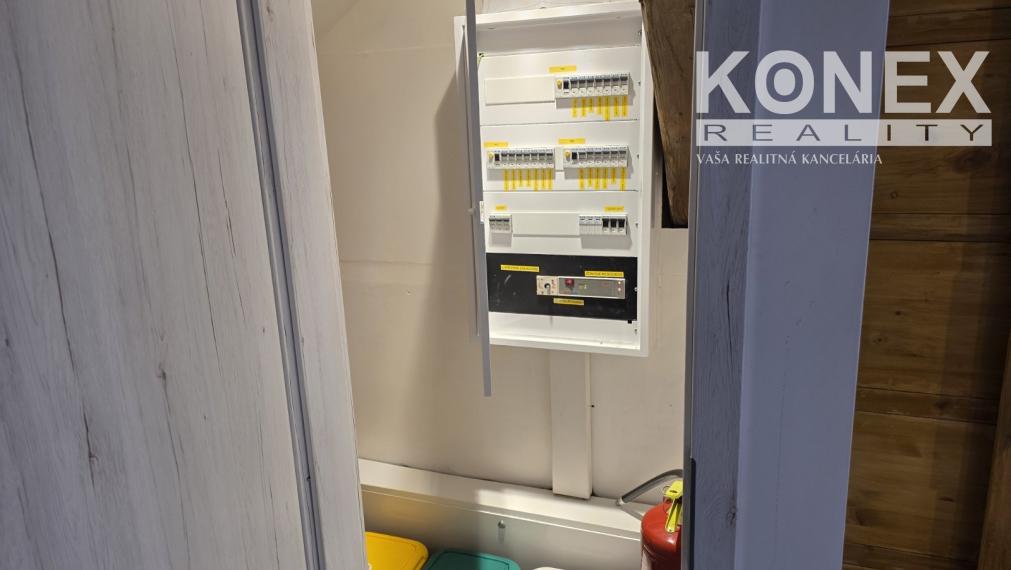 NA PREDAJ – 4-izbový podkrovný byt – Trebišov, Cukrovárska ul.