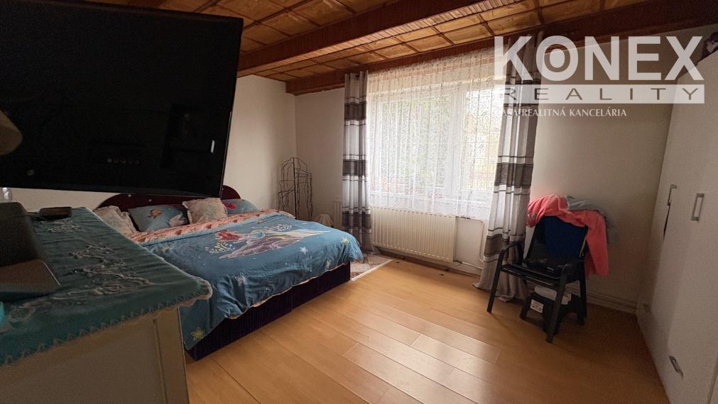 ID-9478 Priestranný rodinný dom v obci Malčice NA PREDAJ