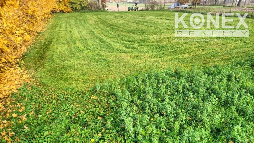 ID-3551 NA PREDAJ POZEMOK pre rodinný dom – ŽBINCE