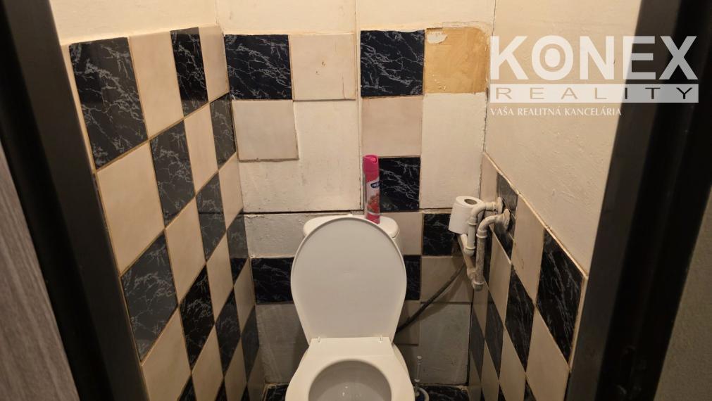 ID-3555 Veľký 2-izbový byt na predaj – Trebišov