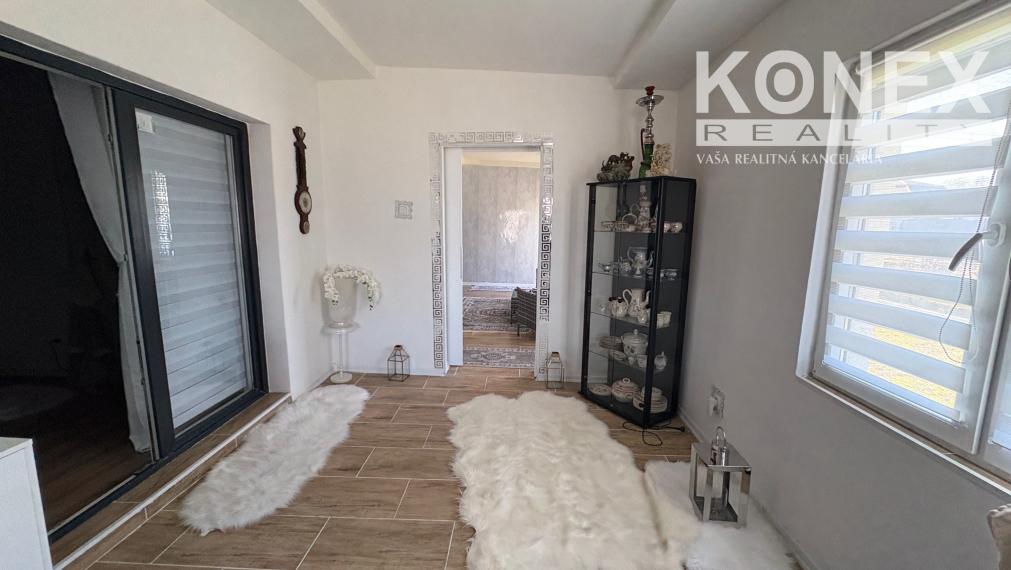 ID-3317 Zrekonštruovaný rodinný dom blízko Sobraniec