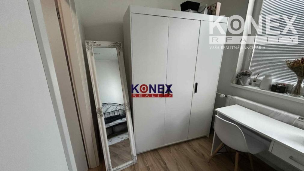 ID-3578 Pekný 3-izbový byt VRANOV NAD TOPĽOU