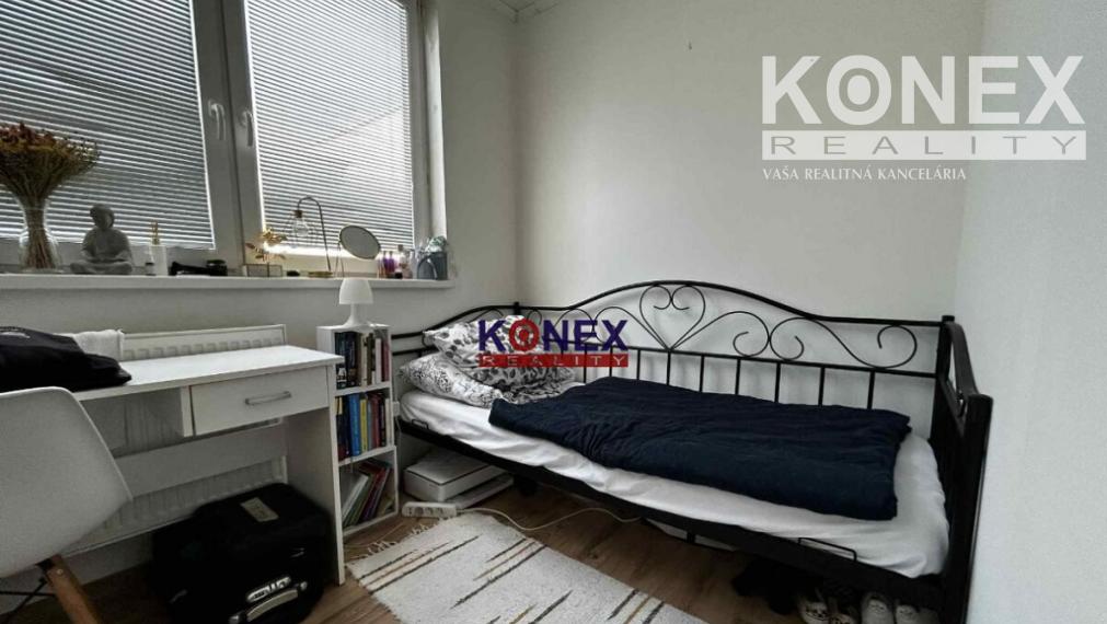 ID-3578 Pekný 3-izbový byt VRANOV NAD TOPĽOU