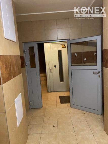 ID-3609 NA PREDAJ Zrekonštruovaný 1-izbový byt BARDEJOV