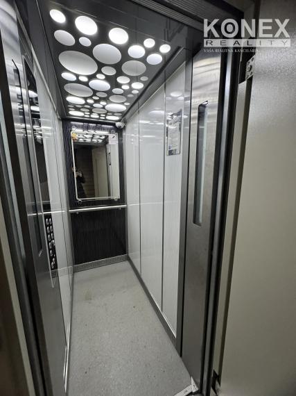 ID-3643 Zrekonštruovaný 4-izbový byt MICHALOVCE – Západ