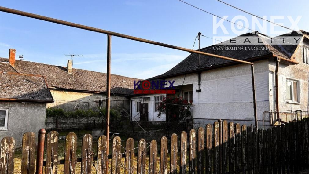 ID-3645 NA PREDAJ –  Rodinný dom SIRNÍK