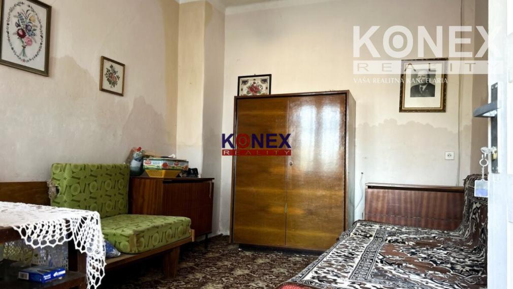 ID-3645 NA PREDAJ –  Rodinný dom SIRNÍK