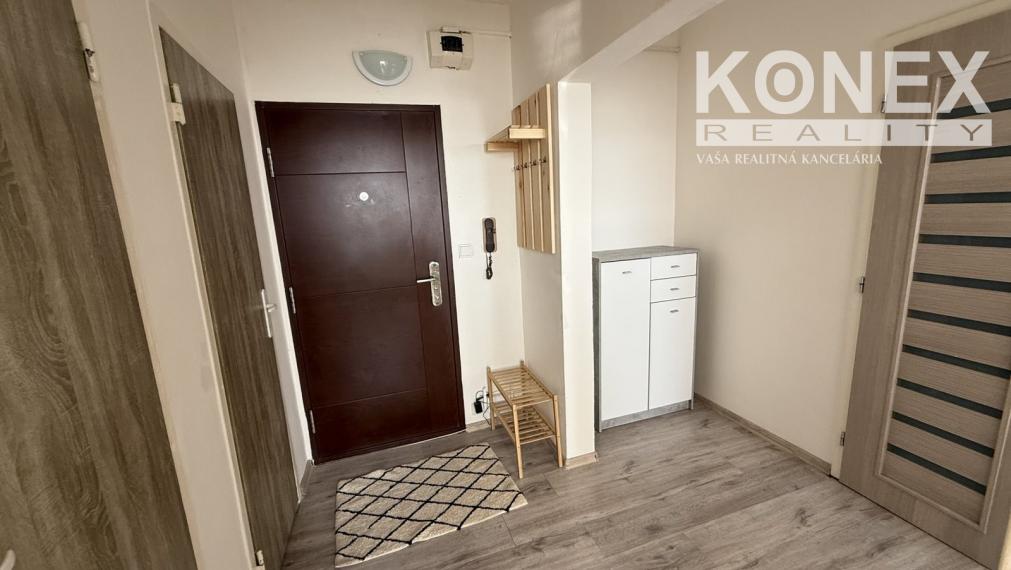 ID-3647 NA PRENÁJOM – 1,5 izbový byt - TREBIŠOV