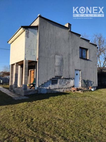 ID-3649 NA PREDAJ POSCHODOVÝ Rodinný dom – ŽALOBÍN