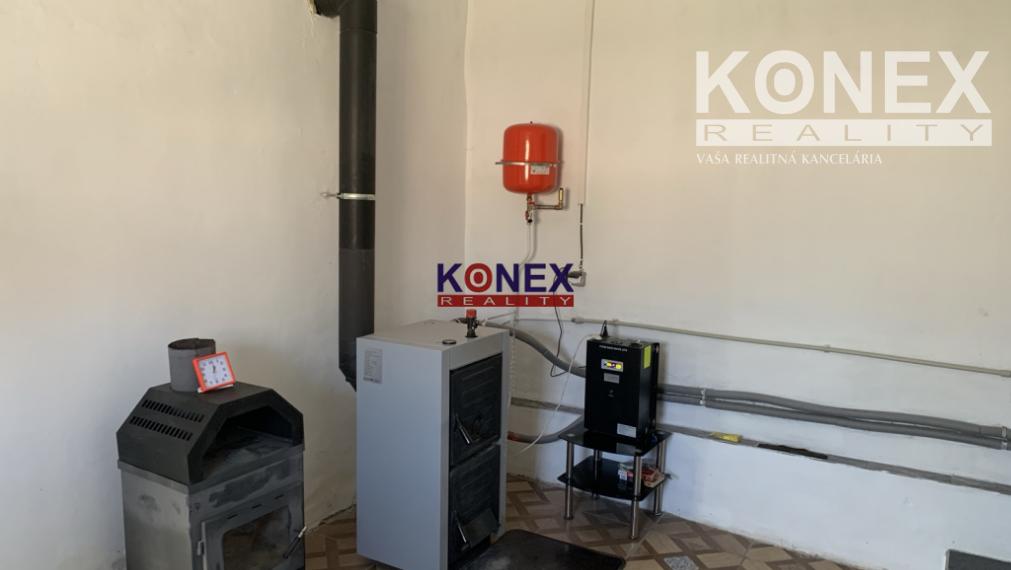 ID-3656 Kompletne zrenovovaný rodinný dom v meste Sečovce