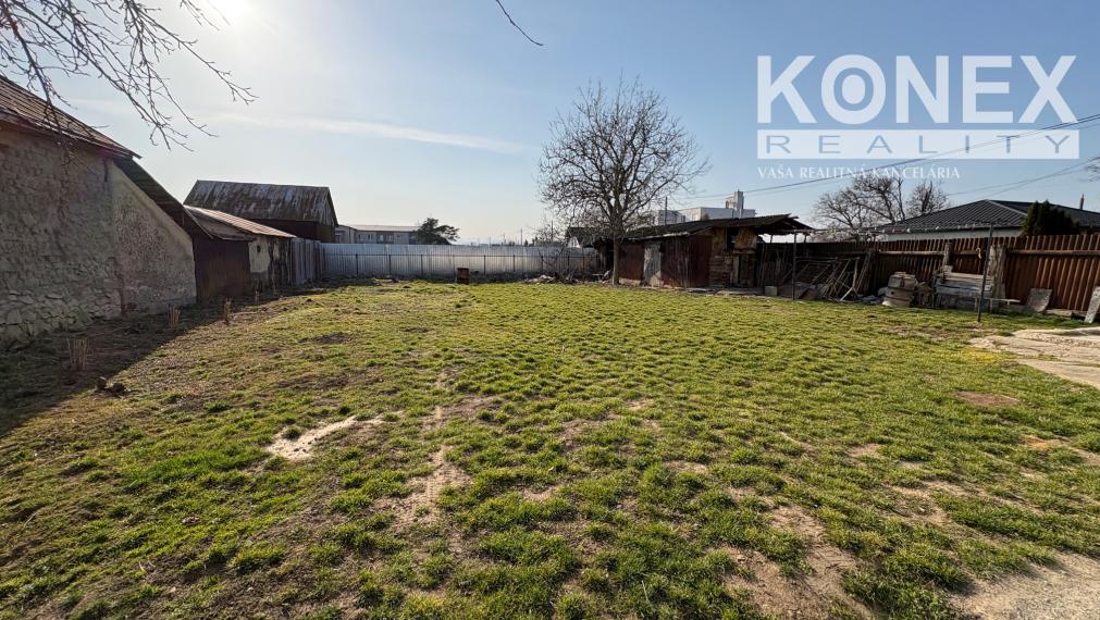 ID-3661 NA PRENÁJOM Poschodový rodinný dom v obci Bracovce