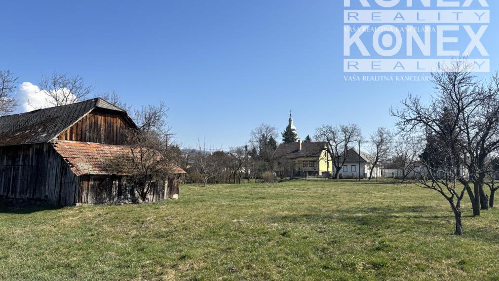 ID-3671 Priestranný stavebný pozemok - HORŇA