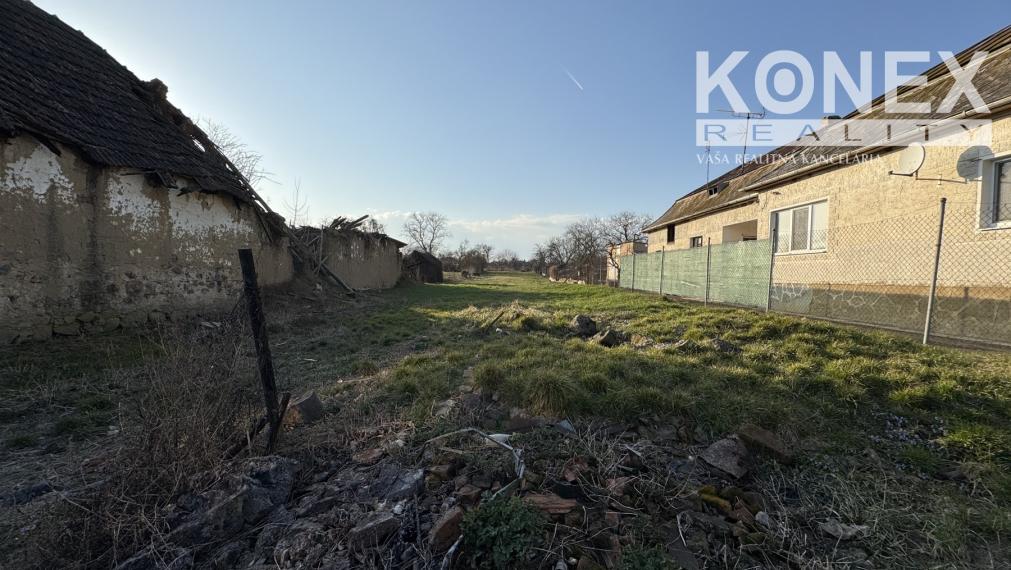 NA PREDAJ - pozemok v obci Oborín