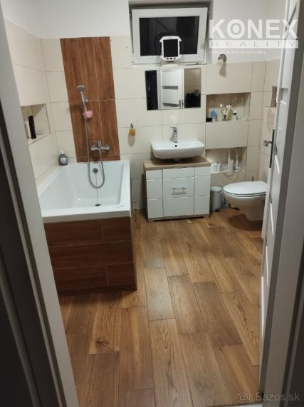 ID-3689 PEKNÝ RODINNÝ DOM – Medzilaborce