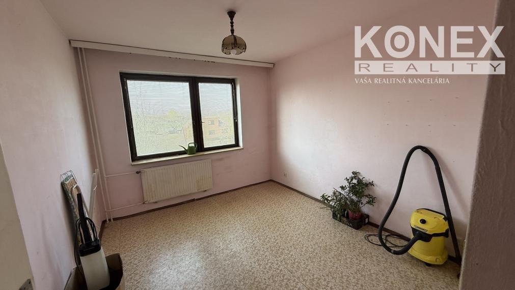 ID-3699 SKVELÁ NOVINKA – Príjemný 2-izbový byt SLAVKOVCE