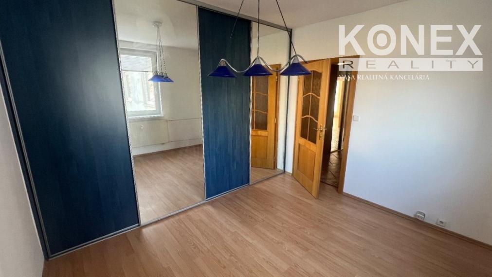 ID-3706 NA PREDAJ – 3-izbový byt Michalovce – ul. HOLLÉHO