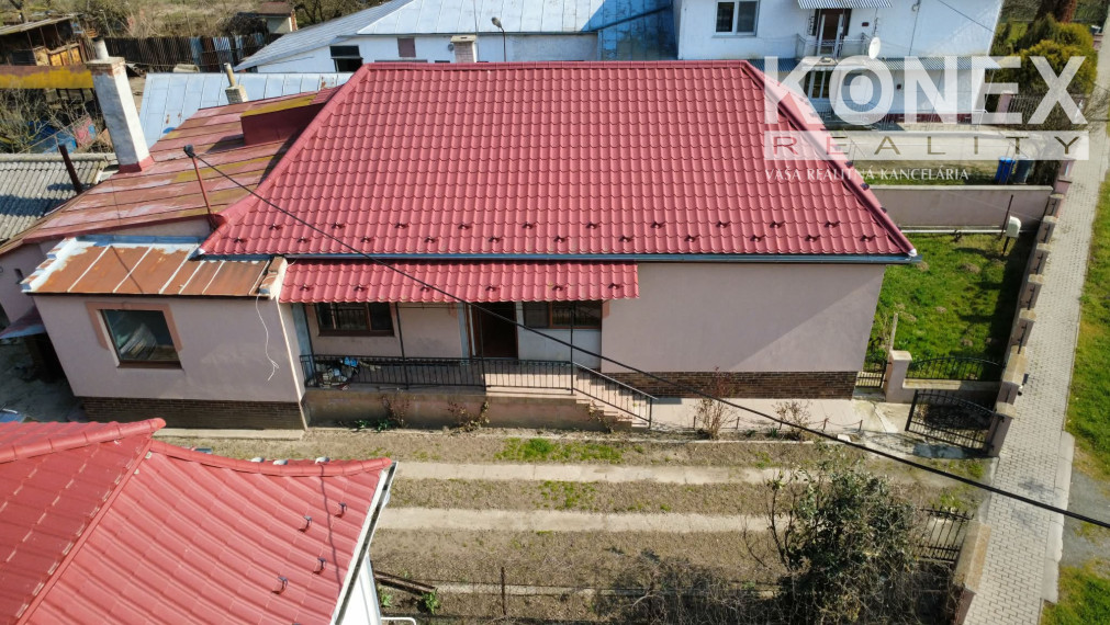 ID-9970 Pekný rodinný dom v obci Somotor – Véč – NA PREDAJ