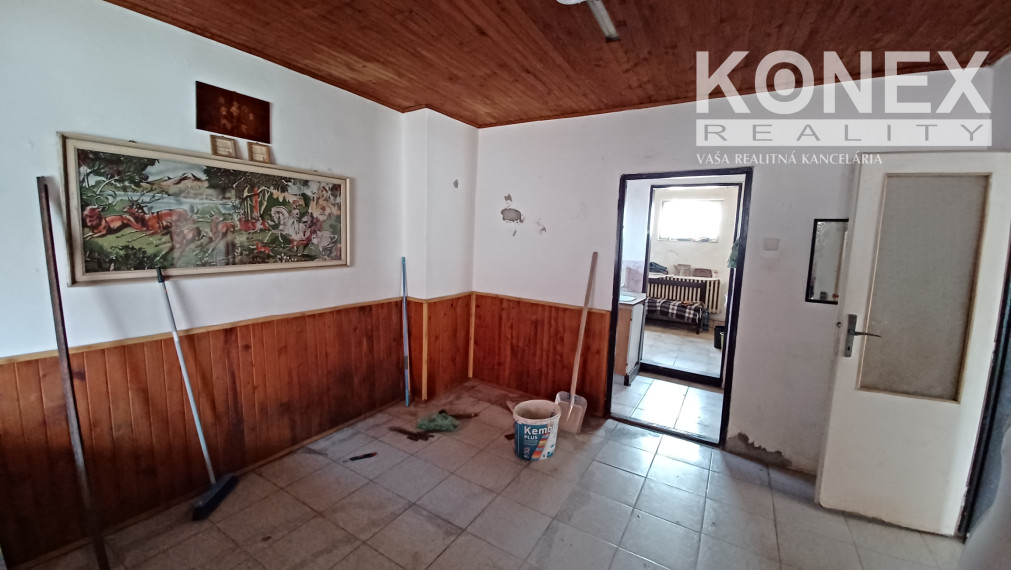 ID-9970 Pekný rodinný dom v obci Somotor – Véč – NA PREDAJ