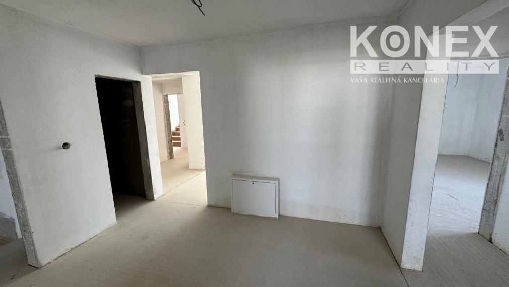 ID-3716 Komfortné veľkometrážne 4-izbové byty – REZIDENCIA SLNEČNICA