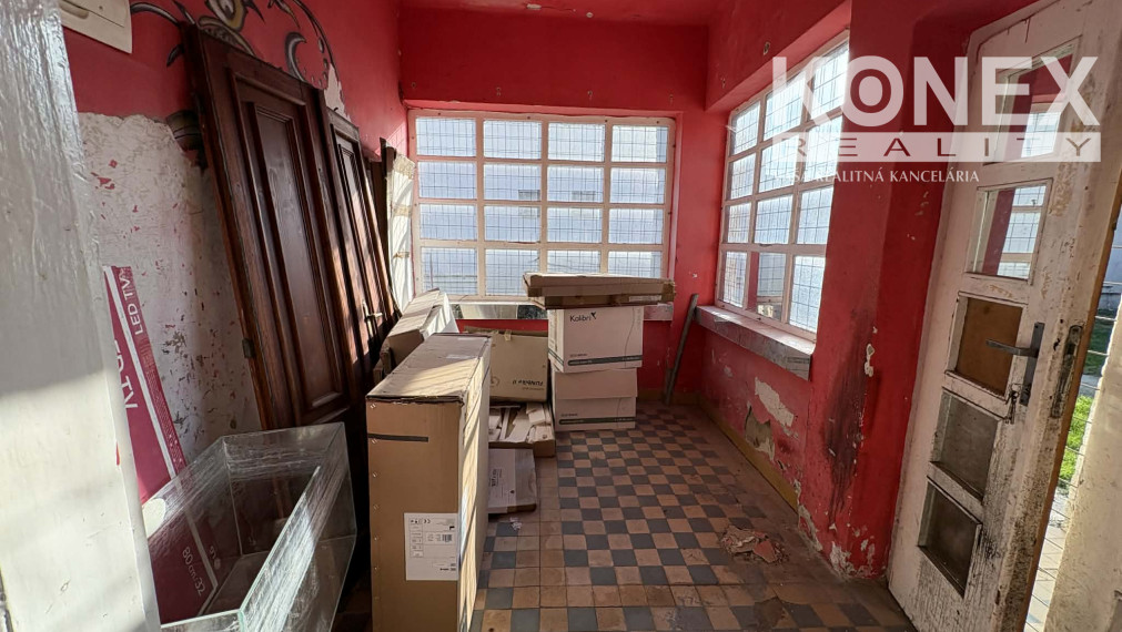 ID-3736 NA PREDAJ Rodinný dom na rekonštrukciu SOBRANCE