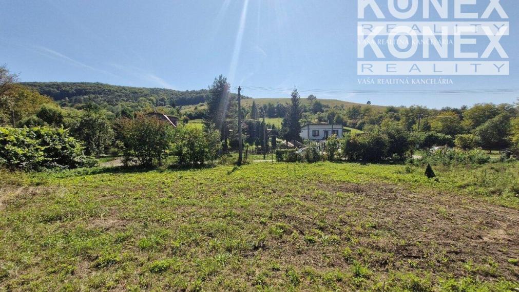 ID-3786 Slnečný pozemok v Jasenovciach – ideálne miesto pre váš nový začiatok