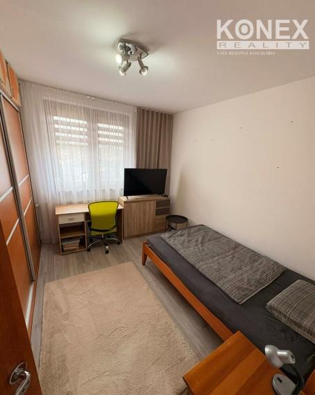 ID-3788 Zrekonštruovaný 3-izbový byt SNINA – Komenského ul.