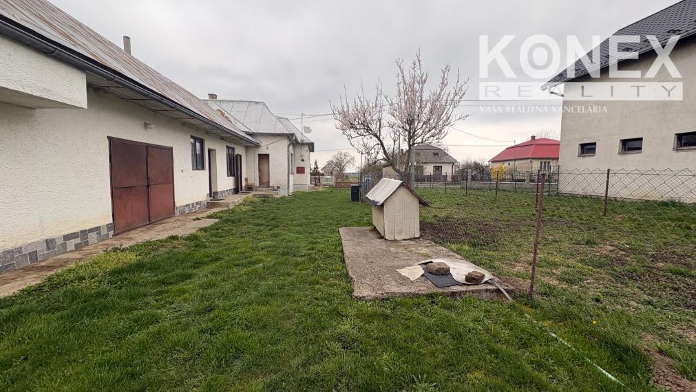 ID-3790 NA PREDAJ LEN U NÁS – Rodinný dom – LOŽÍN