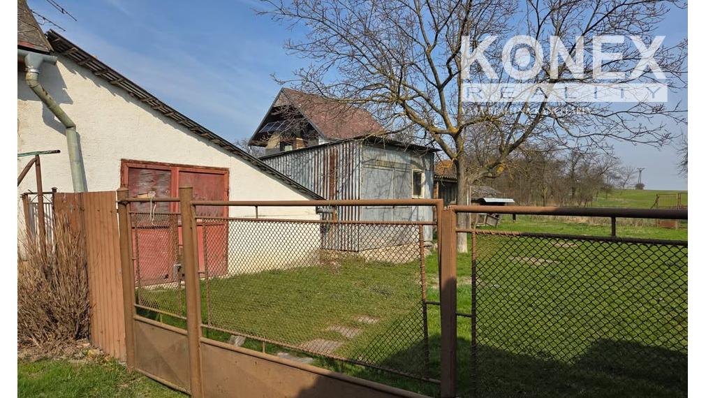 ID-3796 Rodinný dom s krásnym pozemkom – CABOV – NA PREDAJ