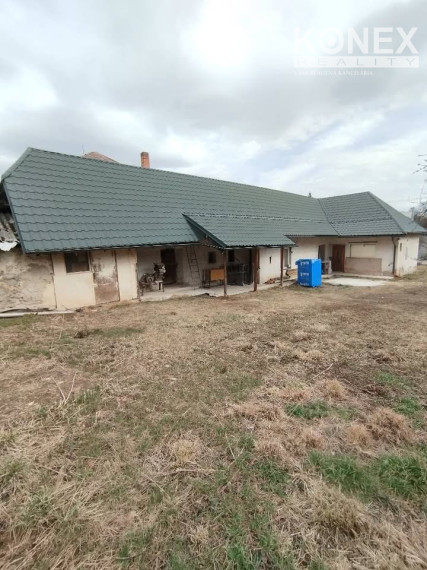 ID-3811 Rodinný dom neďaleko mesta Krupina – Bzovík