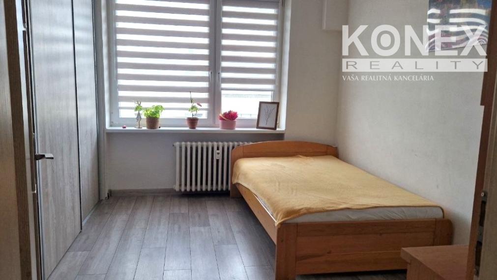 ID-3820 Priestranný 4-izbový byt na Námestí - Vranov nad Topľou