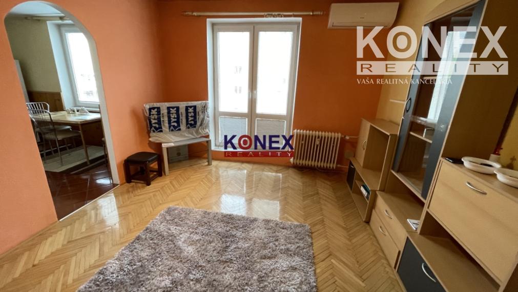 ID-3824 SUPER PONUKA! 2-izbový byt pri centre Michaloviec