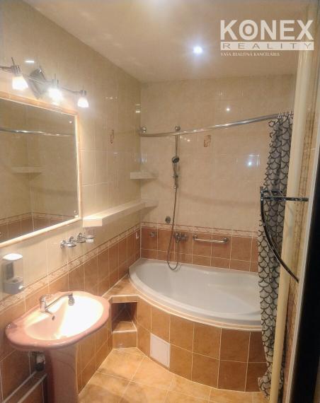 ID-3825 NA PRENÁJOM - 2-izbový byt na Kuzmányho ul. - Michalovce