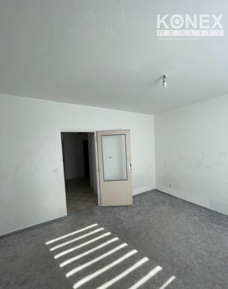 ID-3826 NA PREDAJ 2-izbový byt ČIERNA N/Tisou