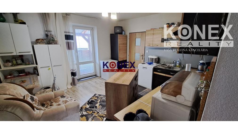 ID-3827 NA PREDAJ – Rodinný dom v obci Ubľa