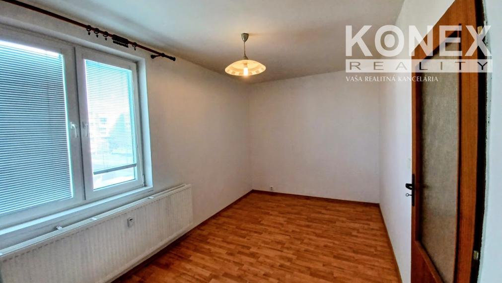 ID-3828 LEN U NÁS - NA PREDAJ 3-izbový byt v Trebišove