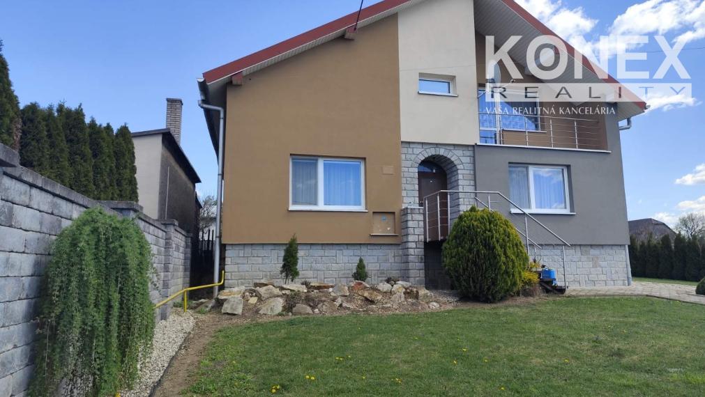 ID-3805 LEN U NÁS – Priestranný rodinný dom s krásnym pozemkom TRHOVIŠTE