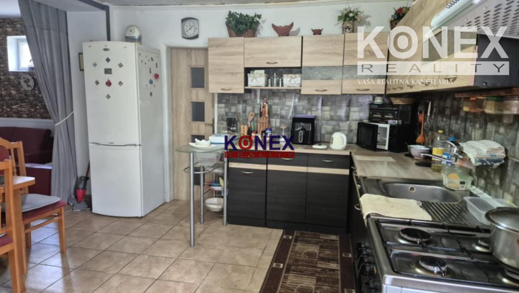 ID-3836 Rodinný dom k nasťahovaniu v obci Drahňov