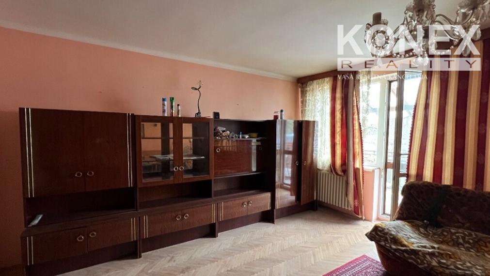 ID-3837 NA PREDAJ Dvojgeneračný dom pri jazierku Baňa