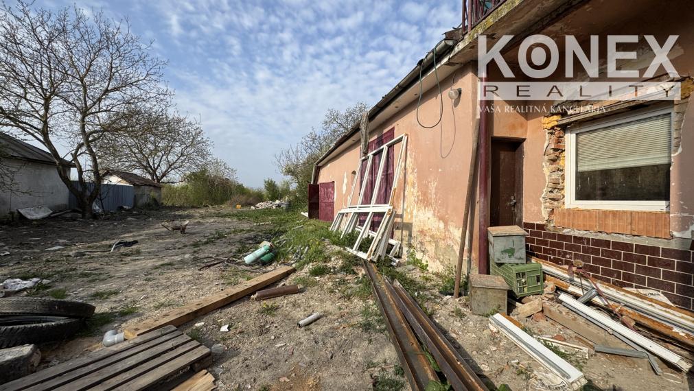 ID-3838 NA PREDAJ - Rodinný dom v obci LAŠKOVCE