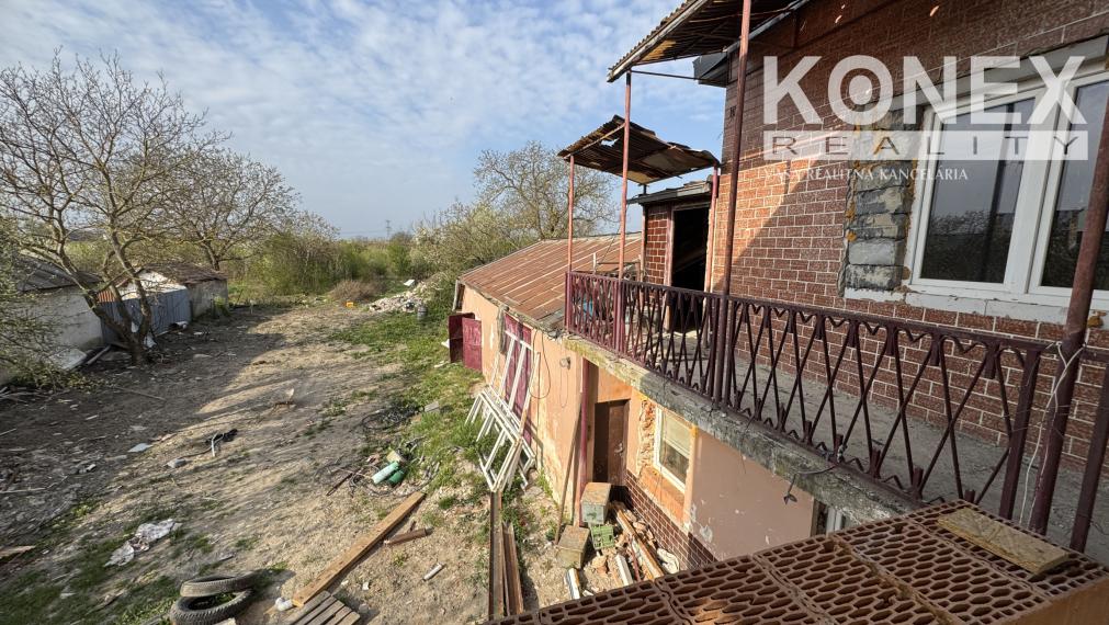 ID-3838 NA PREDAJ - Rodinný dom v obci LAŠKOVCE